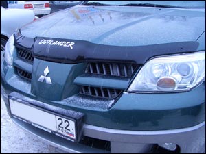 Дефлектор капота Mitsubishi Outlander 2001 - 2005.