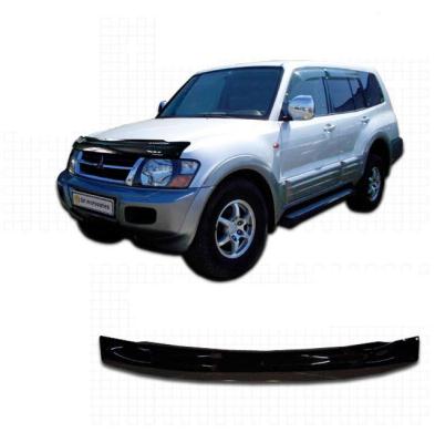 Дефлектор капота Classic черный Mitsubishi Pajero 2002 - 2006.