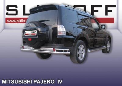 Защита заднего бампера d76+d42 двойная Mitsubishi Pajero.