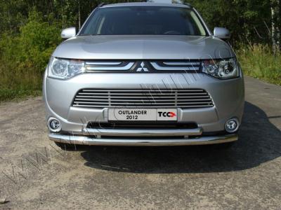 Решётка радиатора Mitsubishi Outlander 2012.